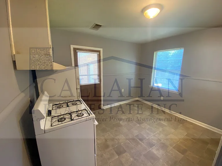 403 W I Ave — Photo 12