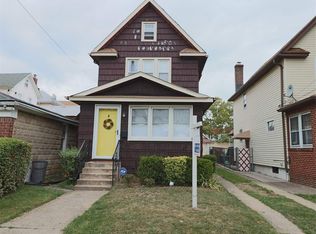 14611 Kalmia Ave, Flushing, NY 11355