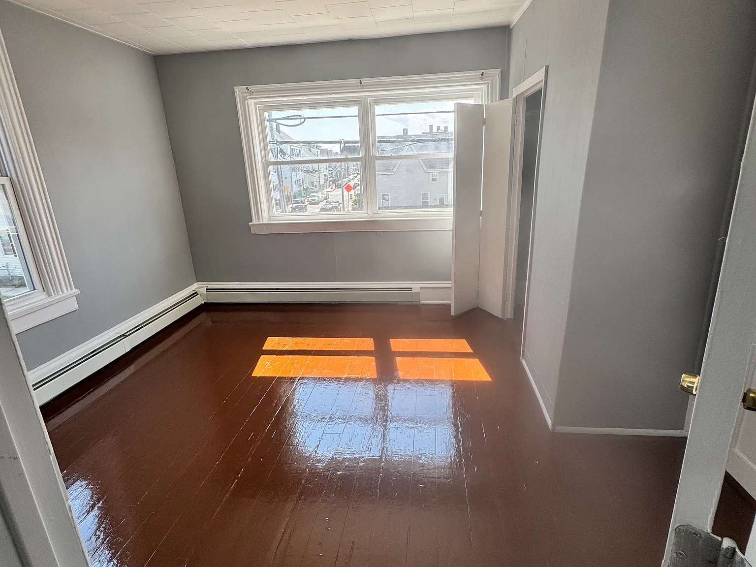 128 Purchase St — Photo 3