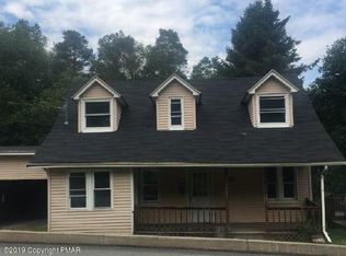 110 Columbus Ave, Hawley, PA 18428