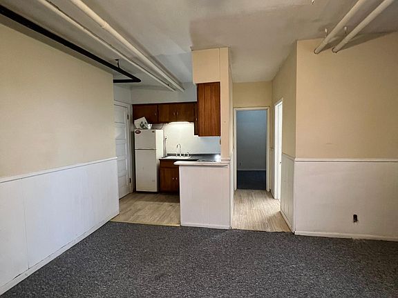 2nd image of 3334 Blaisdell Ave #10