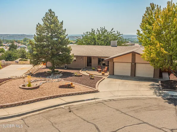 1205 E 33rd St, Farmington, NM 87401