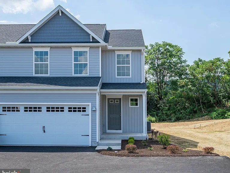 29 Kantner Ln — Photo 1