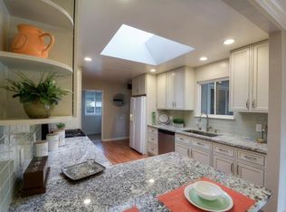 20570 Sunrise Dr UNIT 2, Cupertino, CA