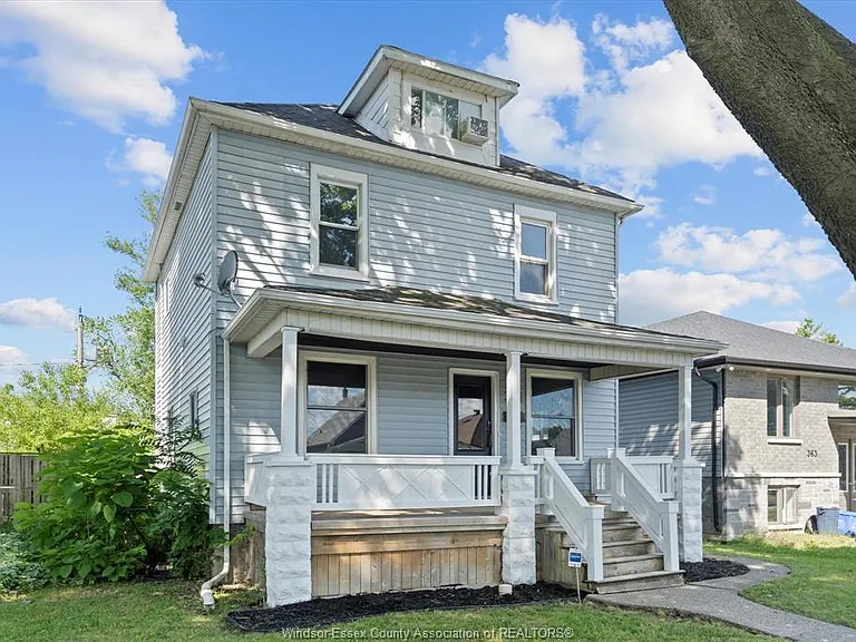 371 Curry Ave — Photo 4