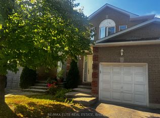 1240 Westview Ter #29, Oakville, ON L6M 3M4
