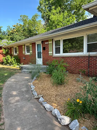 1230 Caddell Ln Photo 1