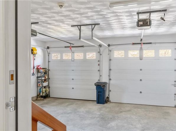47 Watermark Dr, Tiverton, RI 02878
