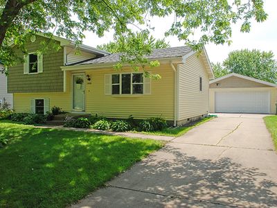 2400 3rd St Sw Altoona Ia 50009 Zillow