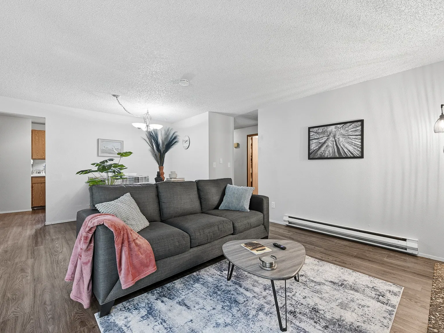 2 bed, 1500 sqft, $4,500 — Photo 1