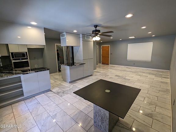 3rd image of 263 Maricopa Dr
