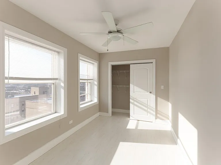 1246 W. Pratt — Photo 31