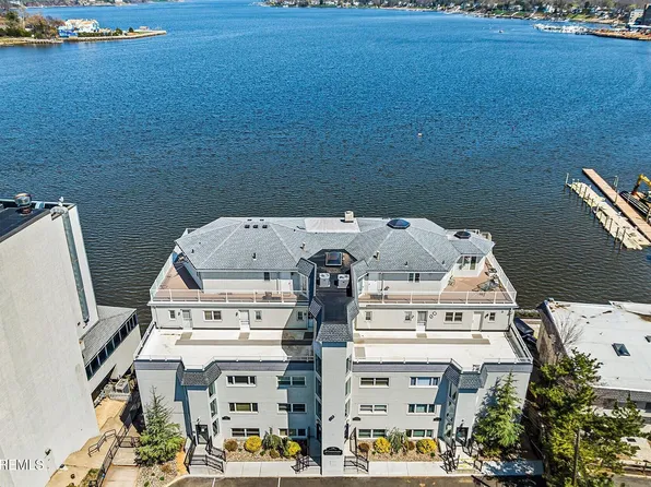 138 Bodman Pl APT 11, Red Bank, NJ 07701