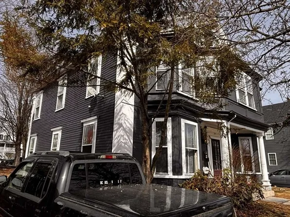 10-12 School Sq, Winchendon, MA 01475