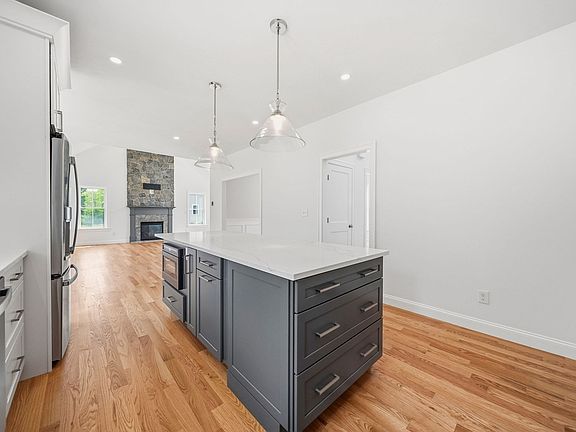 3rd image of 252 Concord Rd Lot 3A