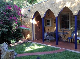 445 SW 23rd Rd, Miami, FL 33129