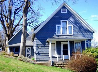 410 7th St, Hood River, OR