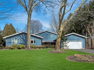 70 Village Hill Dr, Dix Hills, NY 11746