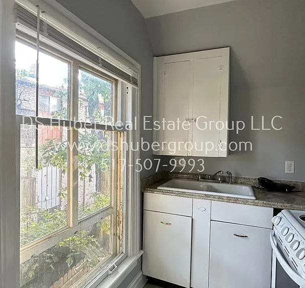 533.5 N Seymour Ave — Photo 9