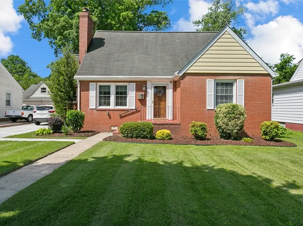 131 Robinson Rd, Hampton, VA 23661