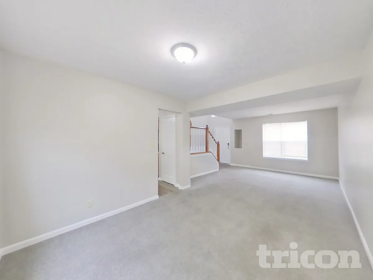 Building Photo - 1022 Pine Mountain Way