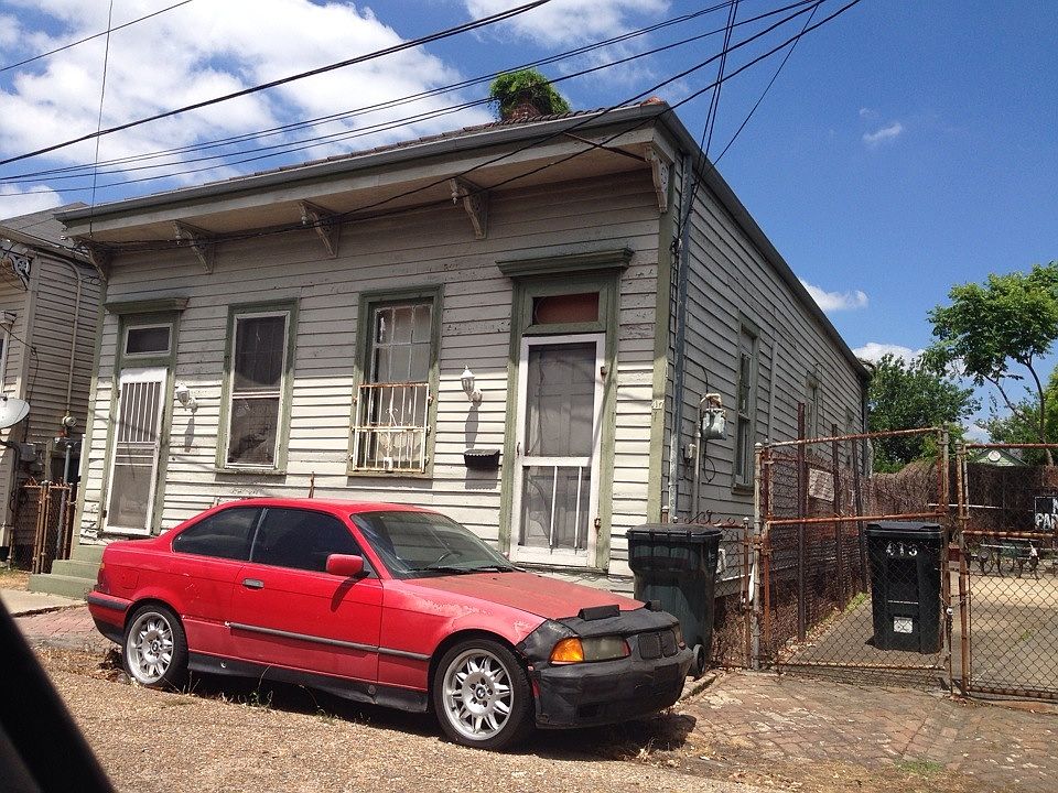1st image of 417 Harmony St
