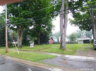 12 Maple Ave, Oakfield, NY 14125