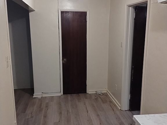 4th image of 121 Mount Lebanon Blvd #9