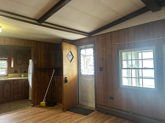 4th image of 239 Ayer Rd #11