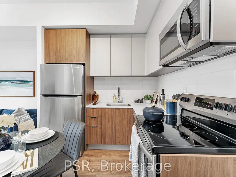 37 Danforth Rd #350 — Photo 4