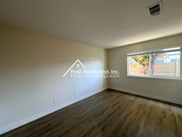 Gardenside Apartments — Photo 43