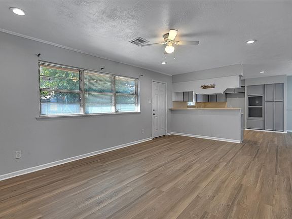 5th image of 4507 Sage Cir