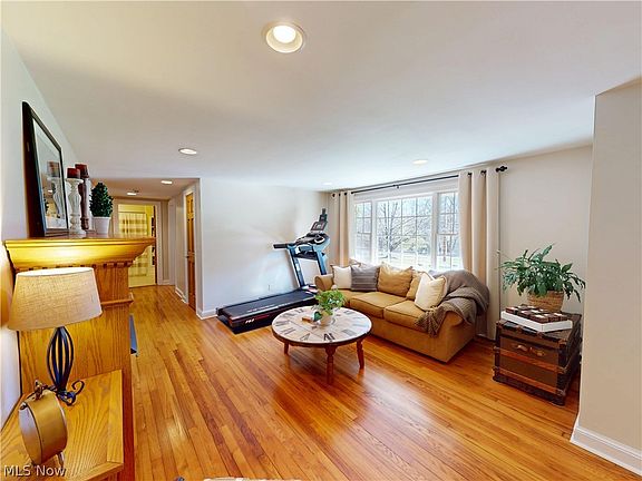 5th image of 6972 Morley Rd