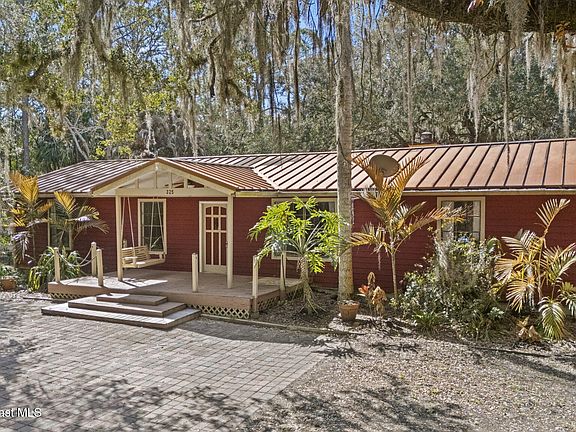 2nd image of 325 E Hall Rd