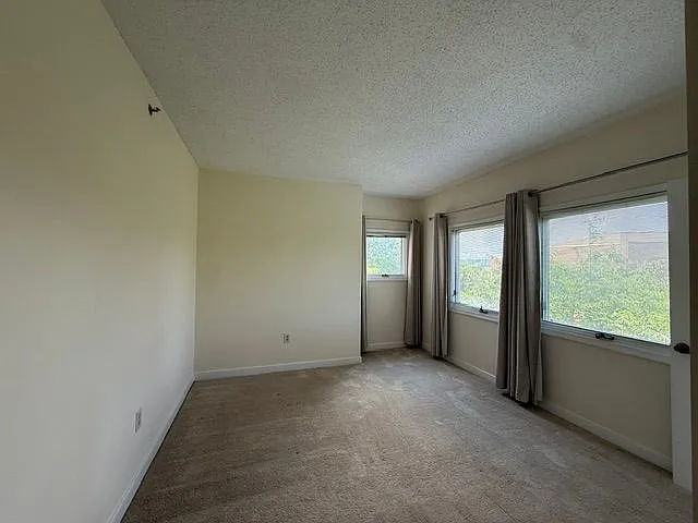 250 W Main St #404 — Photo 13