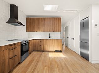 857 President St APT 4, Brooklyn, NY 11215