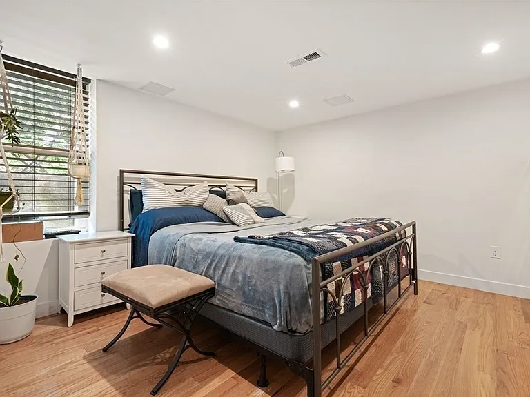 79 Cottage St #2 — Photo 6