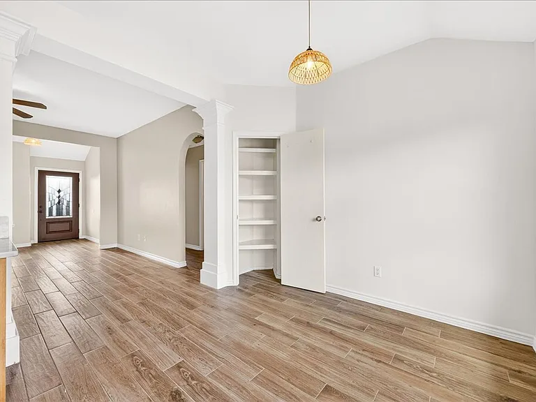 2314 Blue Star Dr — Photo 15