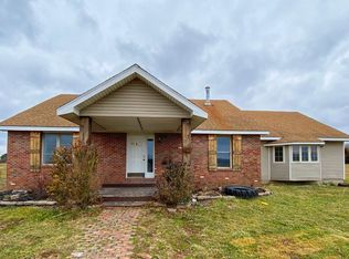 183 Magnolia Dr, Elkland, MO 65644