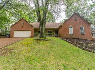 124 S Walnut Bend Rd, Cordova, TN 38018