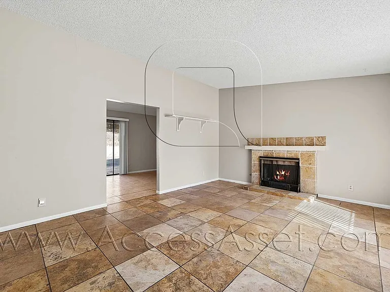 29650 Mira Loma Dr — Photo 4