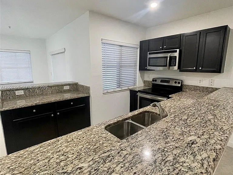 22511 SW 88th Pl #2-24 — Photo 3