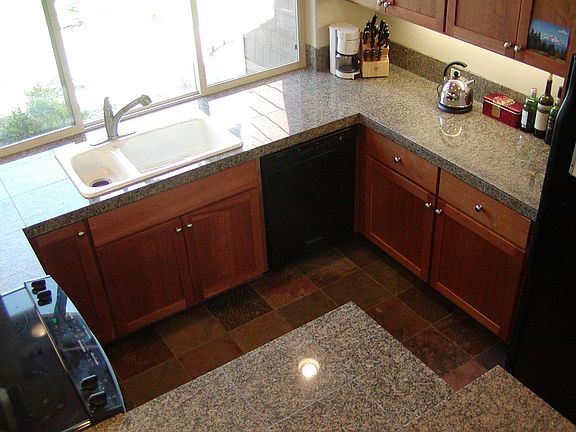 Enjoy cooking in the well apointed Kitchen