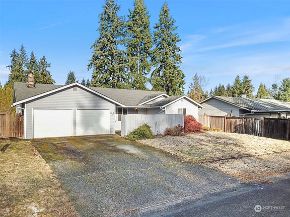 2nd image of 2713 Silver Crest Dr