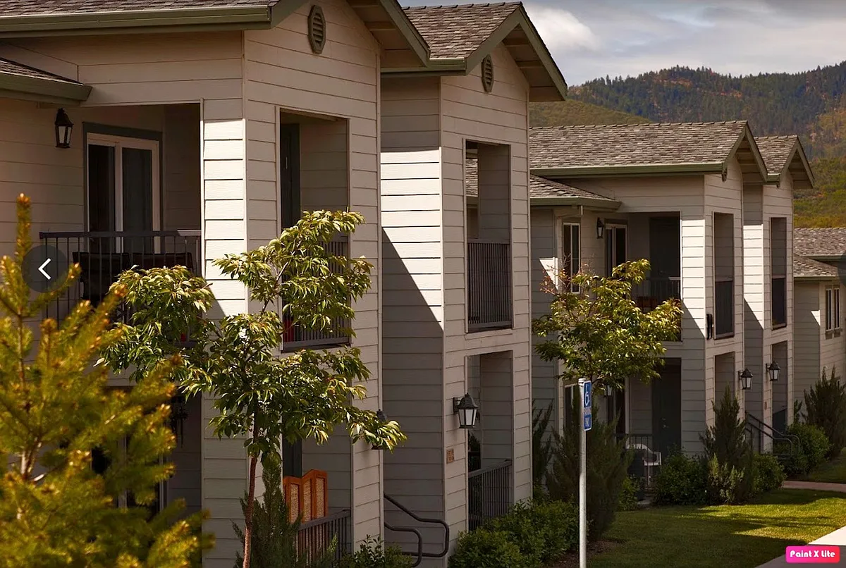 Building Photo - Shasta Courtyards