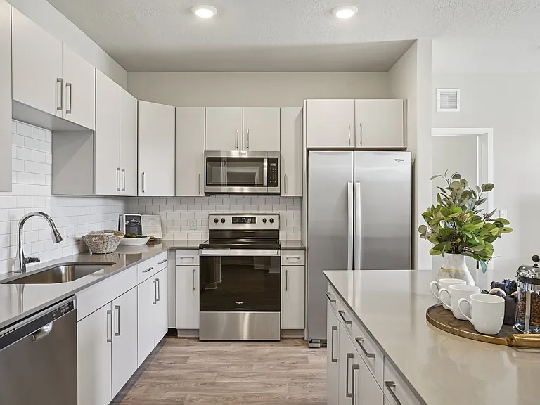 Northshore Apartments — Photo 21