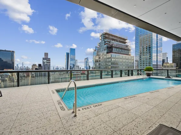 312 West 43rd Street image 28 of 35