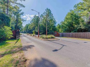 7047 Hidden Forest Trl, Milton, FL 32571