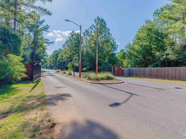 7047 Hidden Forest Trl, Milton, FL 32571