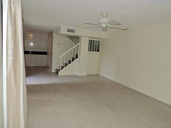4th image of 3425 San Bernadino Dr